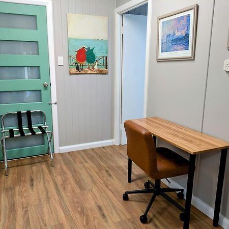 Cute Cottage - 2 Bedrooms - City & Strand Beach Location Townsville Eksteriør bilde